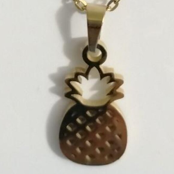 NEW- pineapple 🍍 CHAIN AND EARRING SET - Picture 4 of 4
